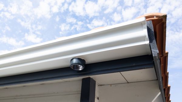 Cost of Seamless Gutters Installation in Mishawaka