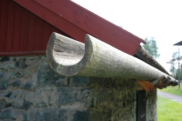 Cost of Wooden Gutter Repair in Mishawaka