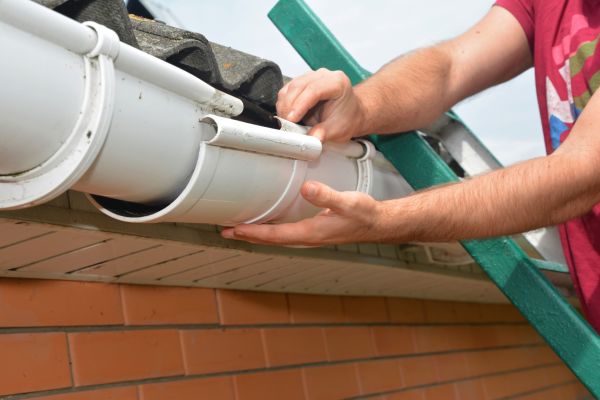 Cost of Large Gutter Repair in Mishawaka