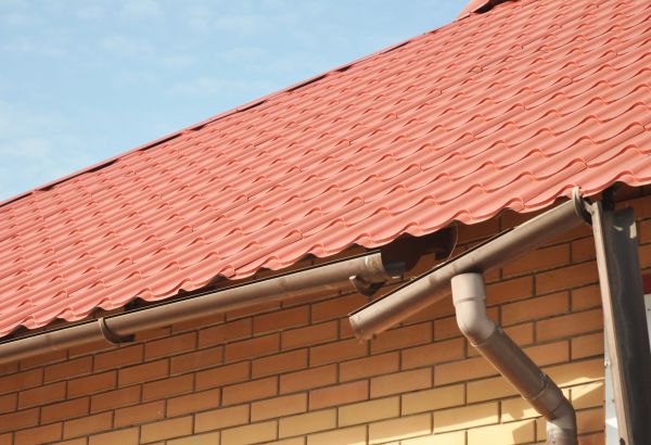 Cost of Loose Gutter Repair in Mishawaka
