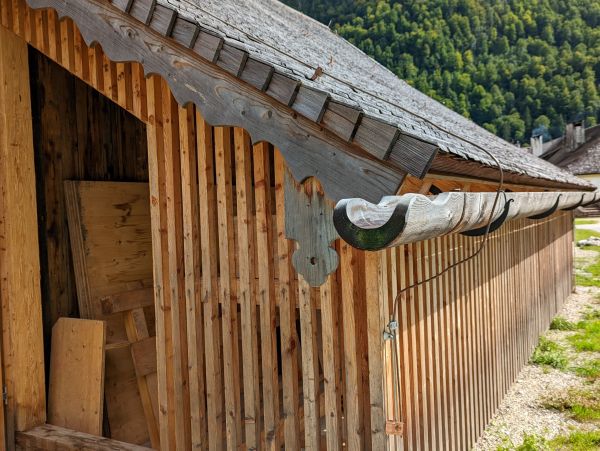 Cost of Wood Gutter Installation in Mishawaka
